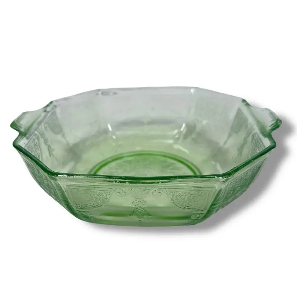 Vintage‎ Anchor Hocking Princess Uranium Glass Serving Bowl Tab Handles Glows UV
